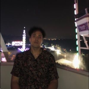 Meet your Posher, Adrian